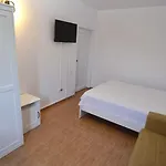 Casa Popa Albatrosului Nr 40 *