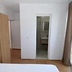 Casa Popa Albatrosului Nr 40 *